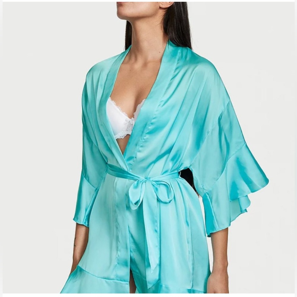 NWT Victoria's Secret Set: Georgette Flounce Robe/Nighty Size M/L in Cool Aqua
